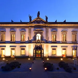 **** Hotel De Portugal